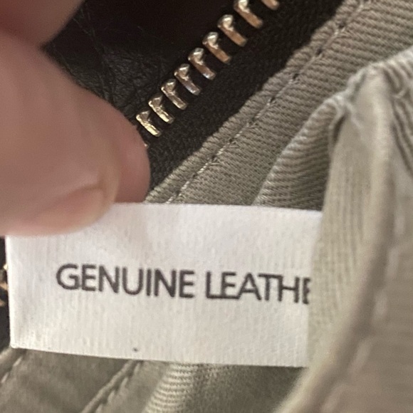 NWOT Petunia BLK Leather Tote, Spring Sale - Picture 6 of 9